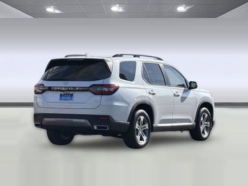 New 2026 Honda Pilot EX-L image 8