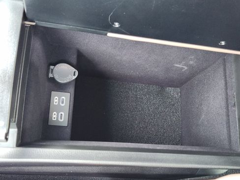 Used 2025 Lexus ES 350 w/ Premium Package image 23