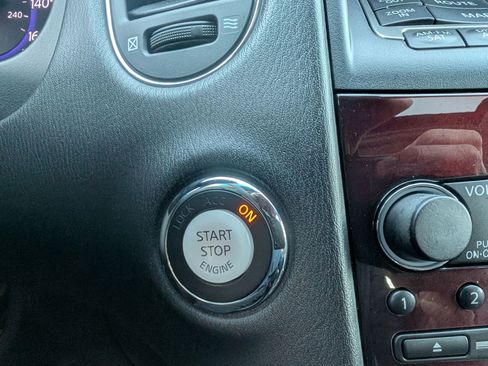 Used 2016 INFINITI QX50 AWD w/ Deluxe Touring Package image 27