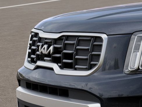 New 2025 Kia Telluride S image 12
