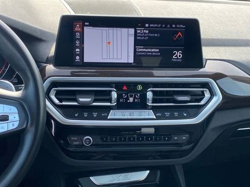 Used 2023 BMW X3 xDrive30i image 9