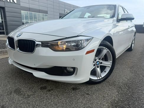 Used 2015 BMW 320i Sedan RWD image 1