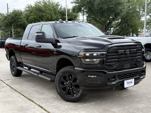 New 2026 RAM 2500 Laramie w/ Night Edition AWD/4WD image 2