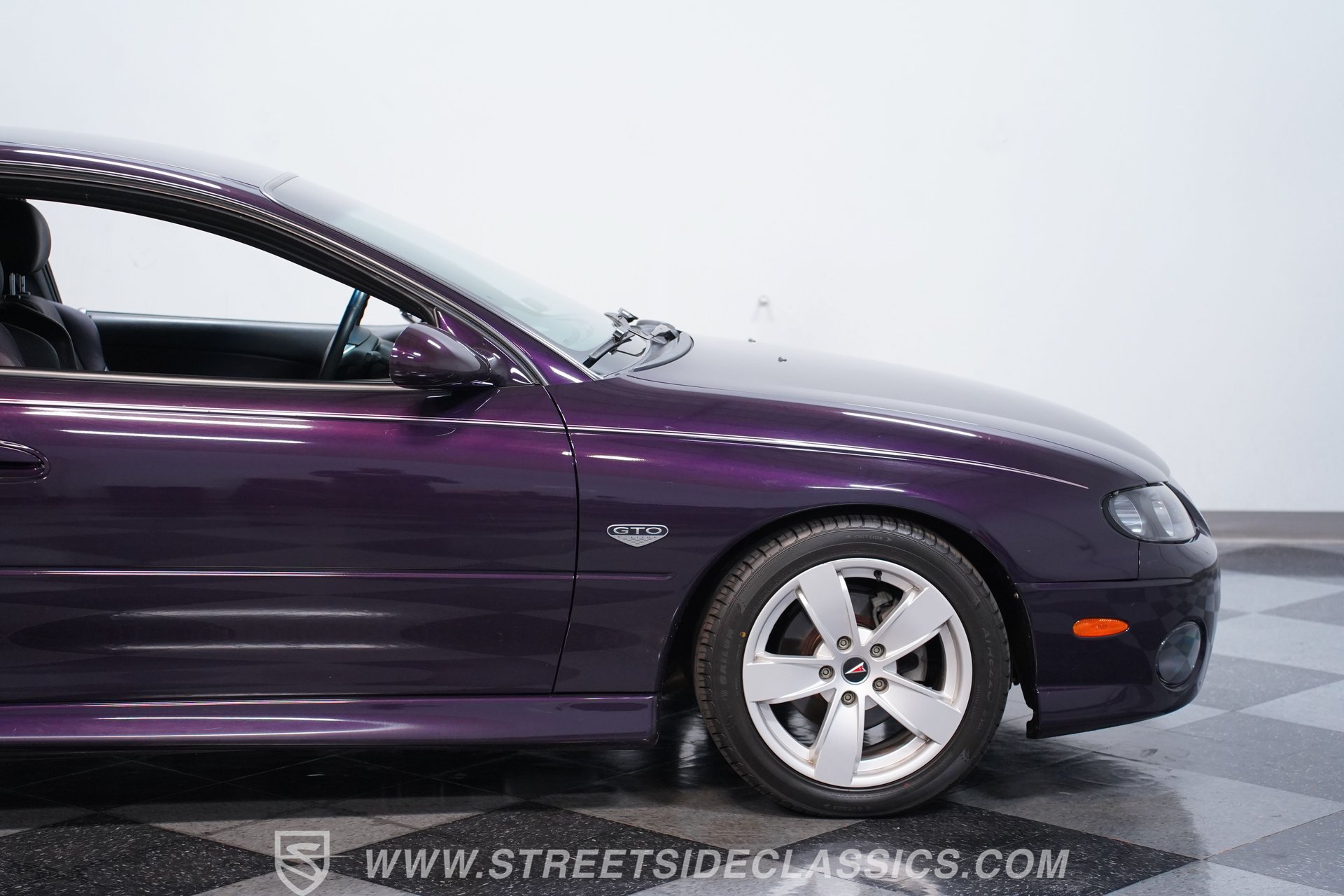 Used 2004 Pontiac GTO RWD image 24