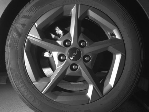 Used 2025 Kia K4 LXS image 15