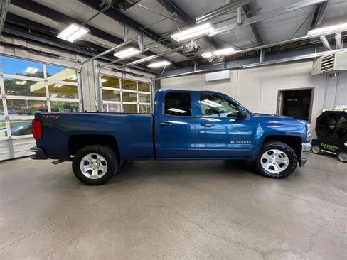 Used 2018 Chevrolet Silverado 1500 LT w/ All Star Edition AWD/4WD image 6