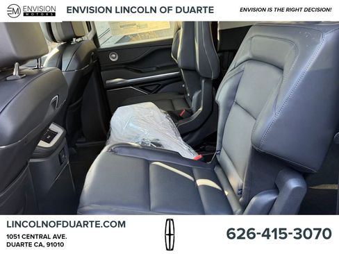 New 2025 Lincoln Navigator L Reserve image 25