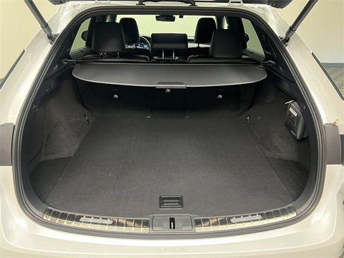 Certified 2026 Lexus RX 350 350h Luxury w/ Convenience Package image 8