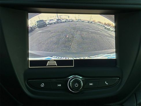 Used 2021 Chevrolet TrailBlazer LS image 15