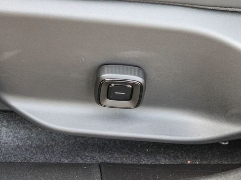 New 2026 Volvo EX30 Cross Country Ultra w/ Protection Package Premier image 22