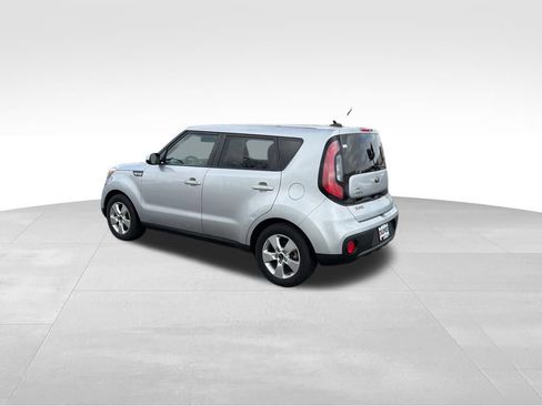 Used 2018 Kia Soul image 7