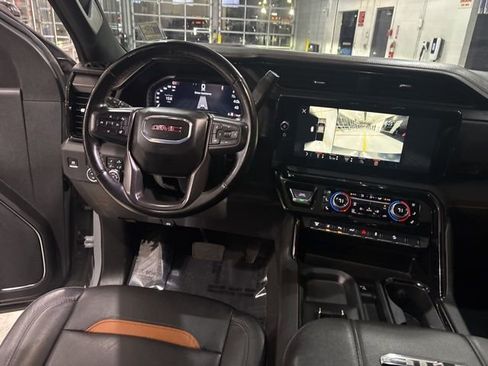 Used 2025 GMC Sierra 2500 AT4 w/ AT4 Premium Plus Package AWD/4WD image 33