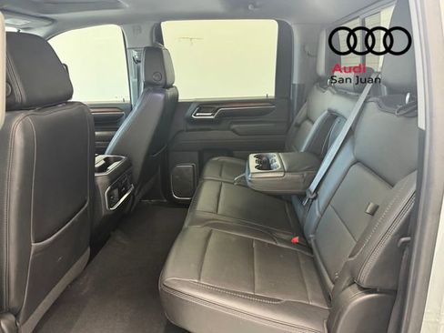 Used 2024 GMC Sierra 2500 Denali w/ Denali Reserve Package AWD/4WD image 12
