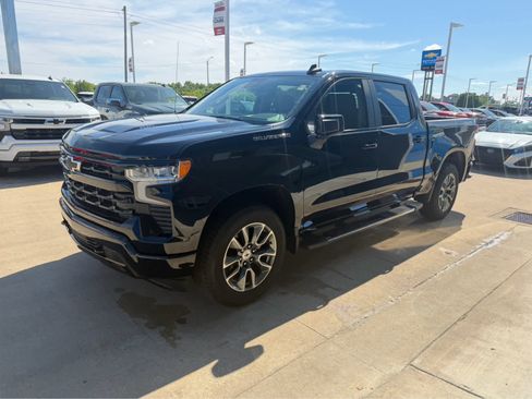 New 2026 Chevrolet Silverado 1500 RST w/ Convenience Package II AWD/4WD image 2