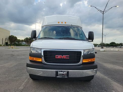 New 2025 GMC Savana 3500 w/ Power Convenience Package image 3