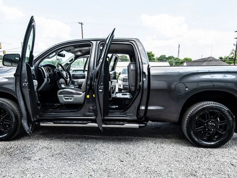 Used 2013 Toyota Tundra 2WD Double Cab w/ SR5 Pkg image 27