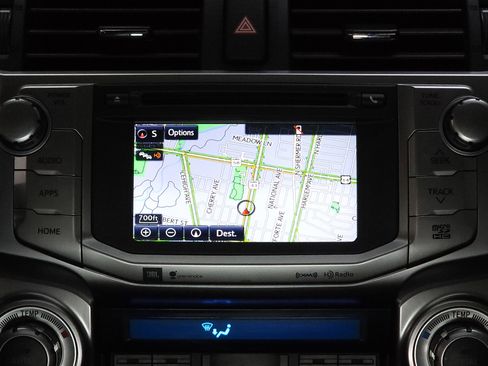 Used 2016 Toyota 4Runner Limited image 28