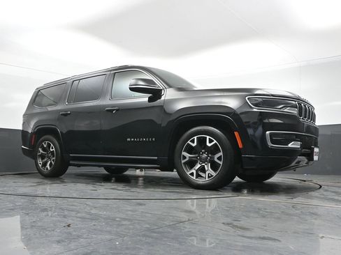 Used 2024 Jeep Wagoneer Series III image 43