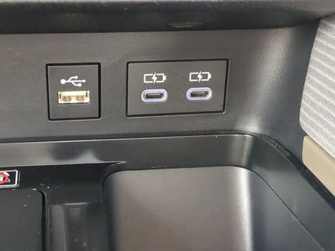 Certified 2025 Toyota Camry SE image 20