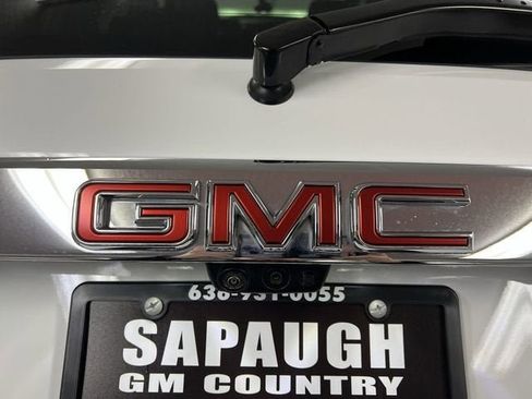 Certified 2023 GMC Acadia Denali w/ Denali Ultimate Package image 32