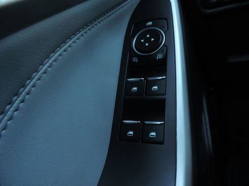 Used 2023 Ford Explorer XLT w/ Equipment Group 202A image 26