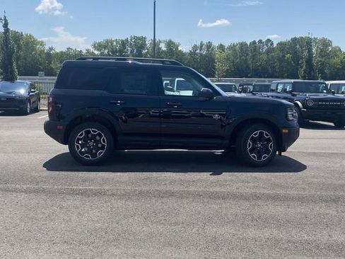New 2025 Ford Bronco Sport Outer Banks AWD/4WD image 2