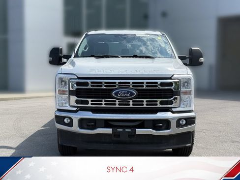 Used 2023 Ford F250 XL w/ Snow Plow/Camper Package AWD/4WD image 3