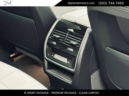 Used 2024 BMW X5 xDrive50e w/ M Sport Package AWD/4WD image 22