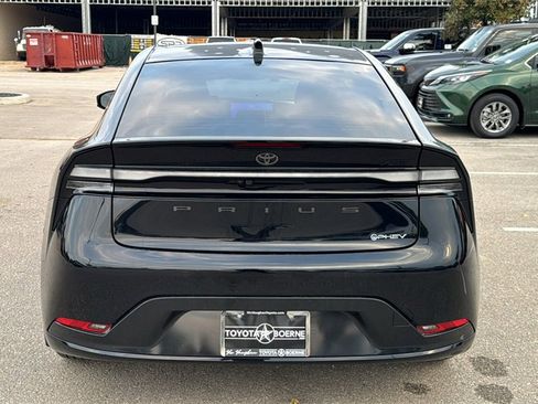New 2026 Toyota Prius Plug-In Hybrid image 7