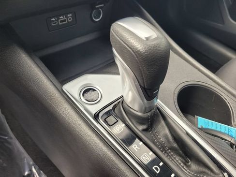 Certified 2025 Nissan Altima 2.5 SV FWD image 20