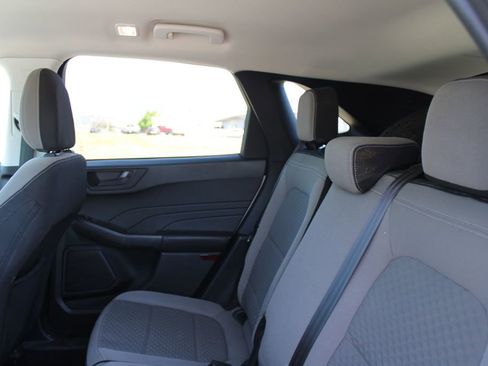 Used 2022 Ford Escape SE w/ Cold Weather Package AWD/4WD image 15