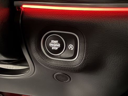 Used 2023 Mercedes-Benz GLE 450 4MATIC image 32