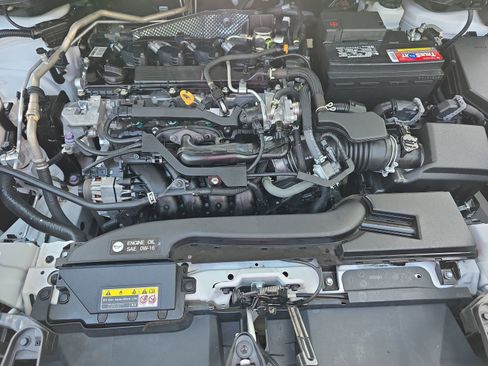 Used 2023 Toyota Corolla Cross L FWD image 28