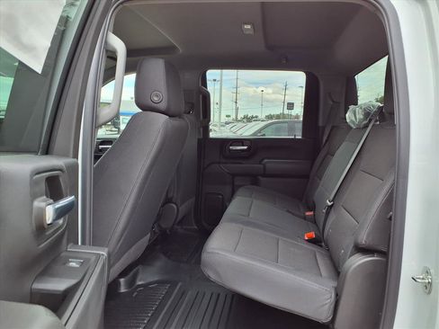 New 2026 GMC Sierra 2500 Pro w/ Convenience Package image 15