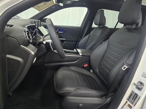 New 2026 Mercedes-Benz GLC 300 4MATIC image 13