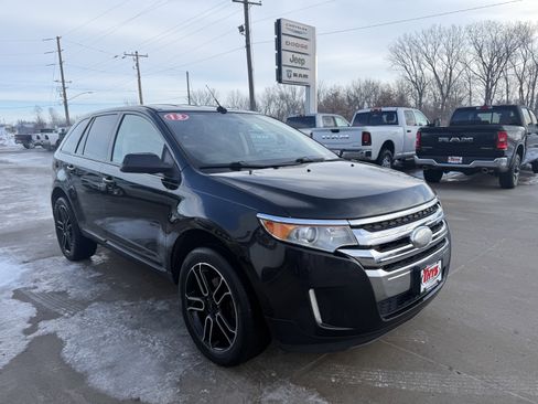 Used 2013 Ford Edge SEL image 39