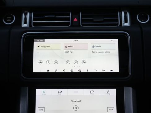 Used 2018 Land Rover Range Rover Supercharged image 45