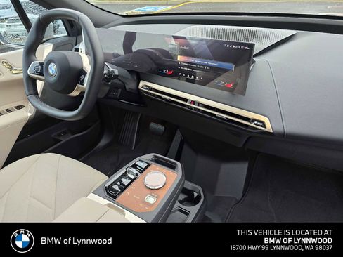 New 2026 BMW iX xDrive60 w/ Executive Package image 10