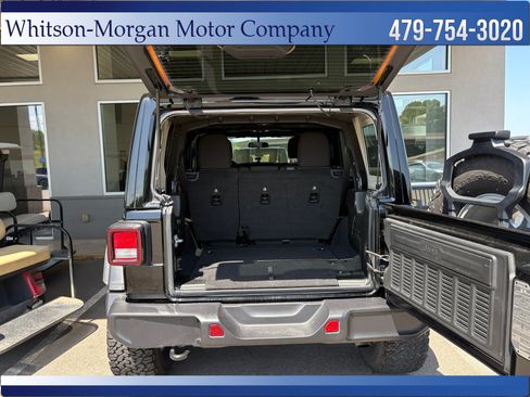Used 2023 Jeep Wrangler Unlimited Sport AWD/4WD image 32