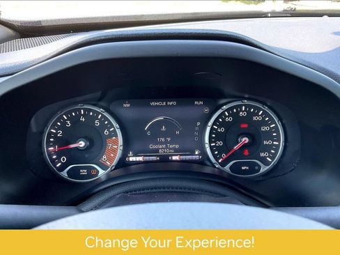 Used 2022 Jeep Renegade Altitude w/ Convenience Group AWD/4WD image 20