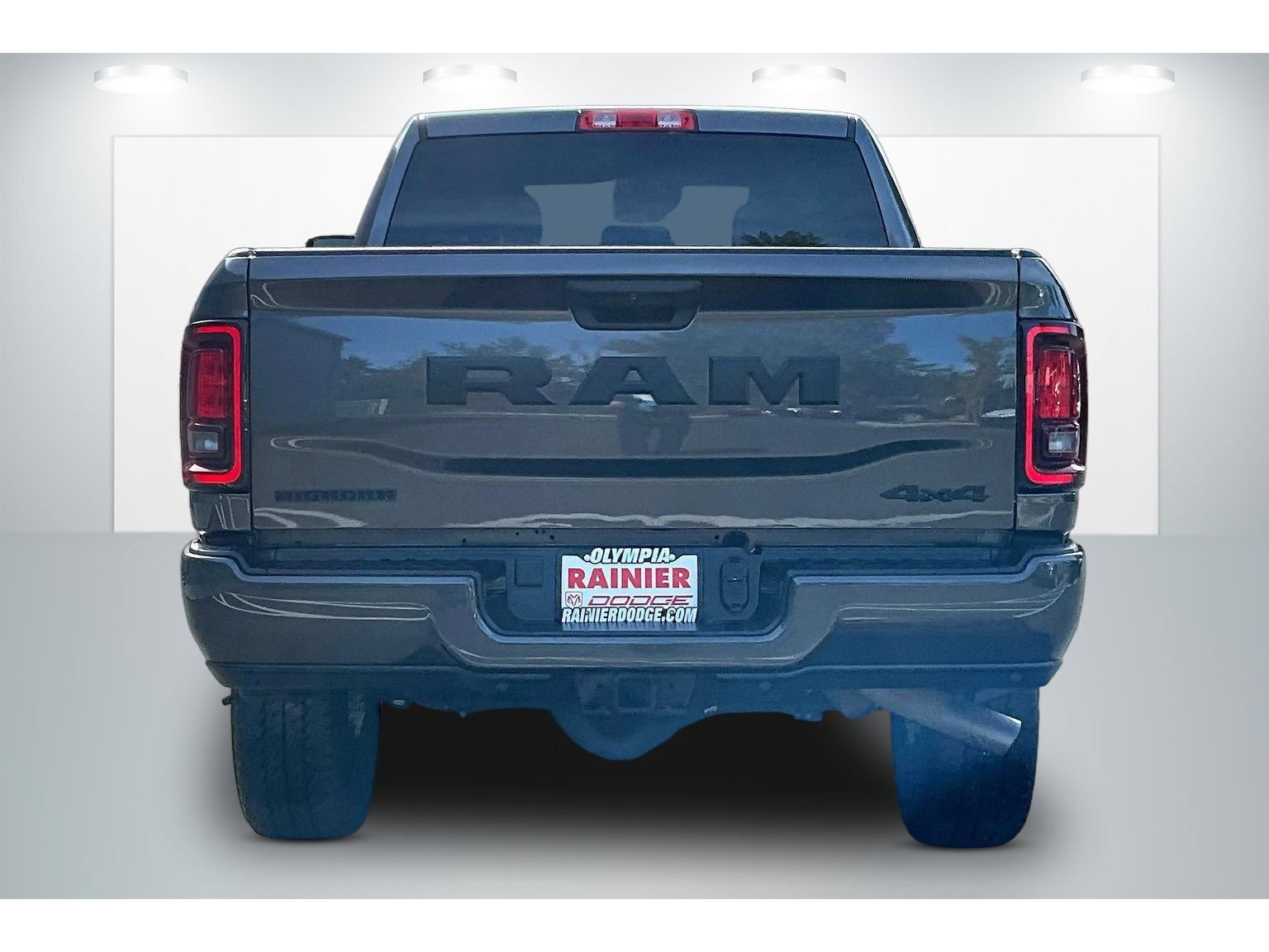 Used 2026 RAM 2500 Big Horn AWD/4WD image 4