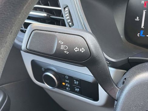 Used 2025 Ford Escape Active AWD/4WD image 21