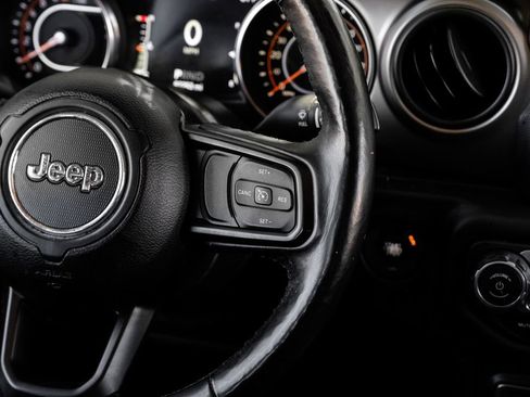 Used 2021 Jeep Gladiator Sport AWD/4WD image 27