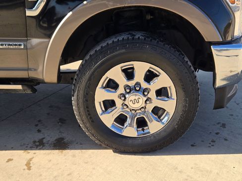 Used 2018 Ford F250 King Ranch w/ King Ranch Ultimate Package image 32