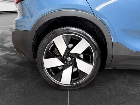 Used 2022 Volvo C40 P8 Recharge Ultimate AWD/4WD image 38