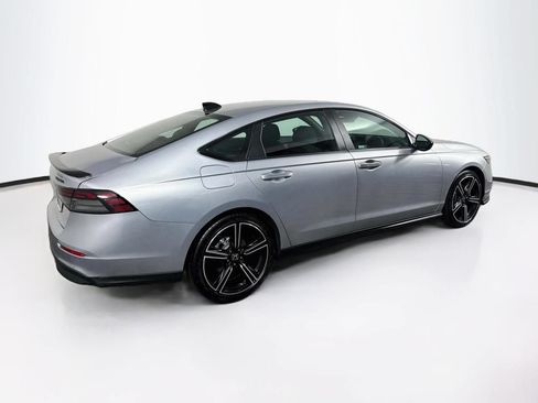 Used 2025 Honda Accord Sport image 7