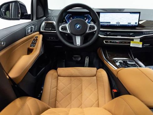 New 2026 BMW X5 xDrive50e AWD/4WD image 4