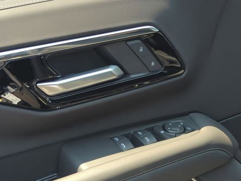 New 2025 Chevrolet Tahoe LS w/ LPO, Dark Essentials Package image 23