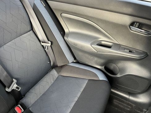 Used 2025 Nissan Versa SV image 35