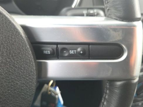 Used 2006 Ford Mustang GT image 34